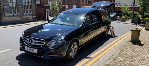 Funeral Director in Rufford